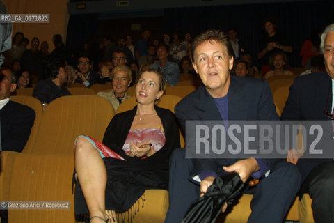 04/09 - VENICE - 58. INTERNATIONAL FILM FESTIVAL - TUESDAY - THE SINGER PAUL MCCARTNEY WITH HIS WIFE  - ©Graziano Arici/Rosebud2