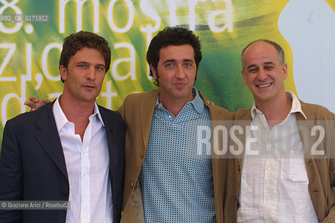 01/09 - VENICE - 58. INTERNATIONAL FILM FESTIVAL - LUOMO IN PIU - THE ACTOR ANDREA RENZI , THE DIRECTOR PAOLO SORRENTINO AND THE ACTOR TONI SERVILLO -  ©Graziano Arici/Rosebud2