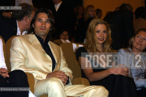 05/09 - VENICE - 58. INTERNATIONAL FILM FESTIVAL - THE TRIUMPH OF LOVE - THE ACTRESS MIRA SORVINO WITH HER BOYFRIEND , THE ACTOR OLIVIER MARTINEZ - ©Graziano Arici/Rosebud2 