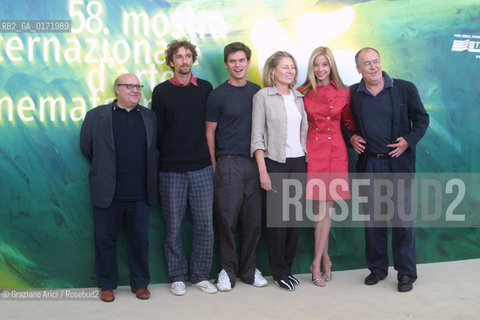 5/04- VENICE - 58. INTERNATIONAL FILM FESTIVAL -  THE TRIUMPH OF LOVE - THE CAST OF THE FILM - ©Graziano Arici/Rosebud2