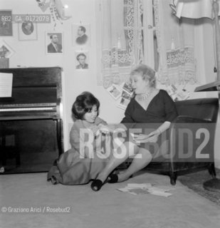 THE OPERA SINGER TOTI DAL MONTE AT HER HOME - 1961 © ARCHIVIO Graziano Arici/Rosebud2  / MUSICA/ CANTANTE LIRICO