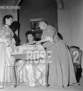 THE OPERA SINGER TOTI DAL MONTE WITH ELSA MERLINI AND WANDA BALDANELLO DURING THE OPERA  LA BONA MARE - 1961 © ARCHIVIO Graziano Arici/Rosebud2  / MUSICA/ CANTANTE LIRICO
