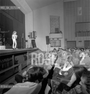 THE 2ND YOUNG SINGERS FESTIVAL IN MESTRE (VENICE) - 1972 - © ARCHIVIO Graziano Arici/Rosebud2  / MUSICA POP / CANTANTE