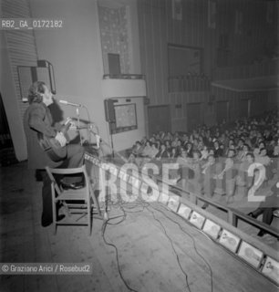 THE 2ND YOUNG SINGERS FESTIVAL IN MESTRE (VENICE) : THE SINGER DOMENICO MODUGNO - 1972 - © ARCHIVIO Graziano Arici/Rosebud2  / MUSICA POP / CANTANTE