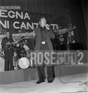 THE 2ND YOUNG SINGERS FESTIVAL IN MESTRE (VENICE) : THE SINGER DOMENICO MODUGNO - 1972 - © ARCHIVIO Graziano Arici/Rosebud2  / MUSICA POP / CANTANTE