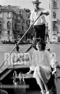 THE OPERA SINGER ANNA MOFFOON A GONDOLA IN VENICE - 1979 © ARCHIVIO Graziano Arici/Rosebud2  / MUSICA / CANTANTE LIRICO / GONDOLA