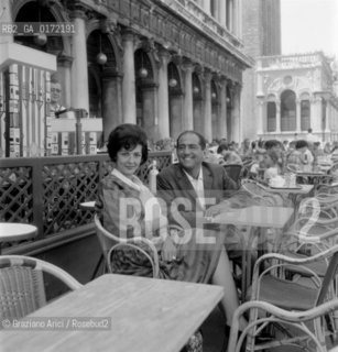 THE OPERA SINGER ANNA MOFFO WITH THE OPERA SINGER ROBERT MERRIL - VENEZIA - 1961 © ARCHIVIO Graziano Arici/Rosebud2  / MUSICA / CANTANTE LIRICO