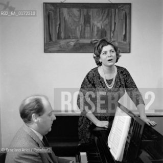THE OPERA SINGER  MARCELLA POBBE IN VENICE - 1962 © ARCHIVIO Graziano Arici/Rosebud2  / MUSICA/ CANTANTE LIRICO