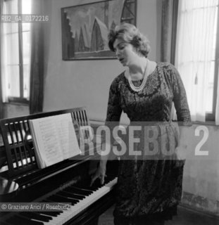 THE OPERA SINGER  MARCELLA POBBE IN VENICE - 1962 © ARCHIVIO Graziano Arici/Rosebud2  / MUSICA/ CANTANTE LIRICO