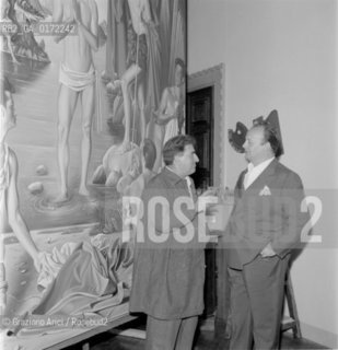 THE PAINTER GREGORIO SCILTIAN WITH THE OPERA SINGER TITO GOBBI AT HIS STUDIO IN VENICE - 1961 - © ARCHIVIO Graziano Arici/Rosebud2  / ARTE / PITTORE / MUSICA / CANTANTE LIRICO