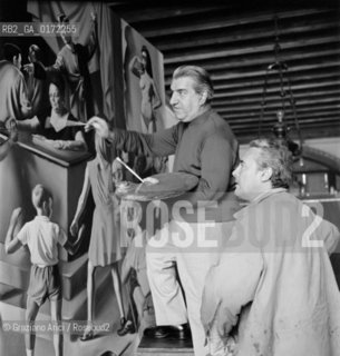 THE PAINTER GREGORIO SCILTIAN WITH THE OPERA SINGER MARIO DEL MONACO AT HIS STUDIO IN VENICE - 1968 - © ARCHIVIO Graziano Arici/Rosebud2  / ARTE / PITTORE / MUSICA / CANTANTE LIRICO