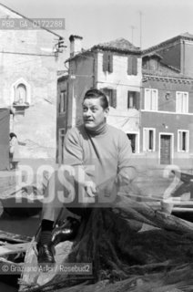 THE OPERA SINGER WESLEY SWAILS AT BURANO ISLAND ( VENICE ) - 1961 - © ARCHIVIO Graziano Arici/Rosebud2  / CANTANTE LIRICO / MUSICA