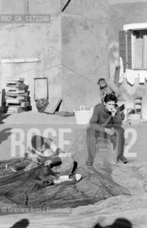 THE  SINGER AND COMPONIST PINO DONAGGIO - BURANO - 1960 © ARCHIVIO Graziano Arici/Rosebud2  / MUSICA LEGGERA / POP ROCK / COMPOSITORE