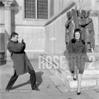 THE OPERA SINGER JOAN SUTHERLAND WITH HER HUSBAND IN VENICE - 1961  © ARCHIVIO Graziano Arici/Rosebud2  / MUSICA / MUSICA LIRICA / CANTANTE