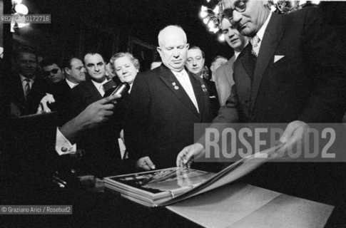 THE RUSSIAN STATESMAN AND PRESIDENT NIKITA SERGEYEVICH KHRUSHCHEV IN VIENNA  WITH HIS WIFE  ( AUSTRIA ) - 196?  © ARCHIVIO Graziano Arici/Rosebud2  / POLITICA / KRUSCEV / CHRUSCEV