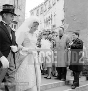 THE WEDDING DAY OF COUNTESS MARIA PIA BAROZZI WITH HER FATHER THE COUNT AND ANTIQUARIAN ALVISE BAROZZI - VENICE - 1962 ©Graziano Arici/Rosebud2 / NOBILI/ CONTI / MATRIMONIO / ANTIQUARIO