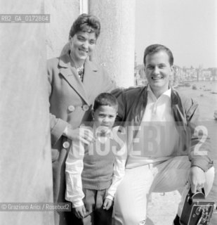 THE POP SINGER PAT BOONE WITH HIS FAMILY IN VENICE  - 1960 © ARCHIVIO Graziano Arici/Rosebud2  / MUSICA / POP ROCK / CANTANTE