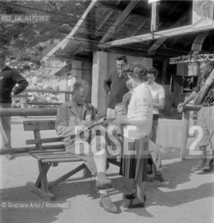 THE KING LEOPOLD III OF BELGIUM IN S.MARTINO DI CASTROZZA (ITALY) - 1960  © ARCHIVIO Graziano Arici/Rosebud2  / NOBILE / AUTOGRAFO