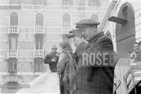THE POLITICIAN ALEXEI ADGIUBEI WITH HIS WIFE,THE DAUGHTER OF NIKITA KRUSCEV IN VENICE - 1963 © ARCHIVIO Graziano Arici/Rosebud2  / VARIE / POLITICA / KHRUSHCHEV / CHRUSCEV / CINEPRESA