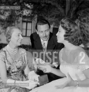 THE PRINCESS IRA FURSTENBERG DURING HER WEDDING WITH ALPHONSO HOHENLOHE - VENICE - 1955 © ARCHIVIO Graziano Arici/Rosebud2  / NOBILE / MATRIMONIO / PRINCIPI