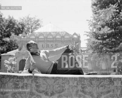 THE SCULPTOR TONI LUCARDA IN VENICE - 1948 © ARCHIVIO Graziano Arici/Rosebud2  / ARTE / SCULTORE