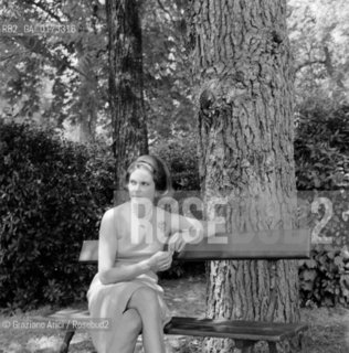 THE PRINCESS MARIA PIA DI SAVOIA AT HOME IN THE VILLA IN PRATOLINO - 1965 - © ARCHIVIO Graziano Arici/Rosebud2  / NOBILI / PRINCIPESSA