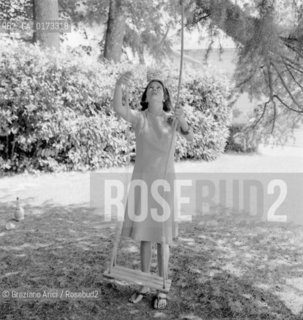 THE PRINCESS MARIA PIA DI SAVOIA AT HOME IN THE VILLA IN PRATOLINO - 1965 - © ARCHIVIO Graziano Arici/Rosebud2  / NOBILI / PRINCIPESSA