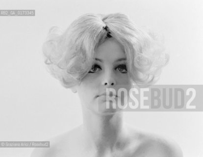 THE POP SINGER PATTY PRAVO - 196? - © ARCHIVIO Graziano Arici/Rosebud2  / MUSICA POP / CANTANTE