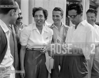 THE  POP SINGER AND DANCER JOSEPHINE BAKER AT THE INTERNATIONAL FILM FESTIVAL AT VENICE LIDO - 1948 © ARCHIVIO Graziano Arici/Rosebud2  / MUSICA / POP ROCK / CANTANTE / DANZA / BALLERINA / MOSTRA DEL CINEMA