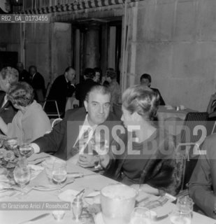 THE ARTIST PAINTER GREGORIO SCILTIAN WITH THE GALLERIST ZAMBERLAN IN VENICE  - 196? -  © ARCHIVIO Graziano Arici/Rosebud2  / ARTE / PITTORE / GALLERISTA