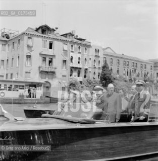 THE PRESIDENT AND GENERAL CHARLES DE GAULLE IN VENICE - 196? © ARCHIVIO Graziano Arici/Rosebud2  / POLITICA / PRESIDENTE / GENERALE / MOTOSCAFO