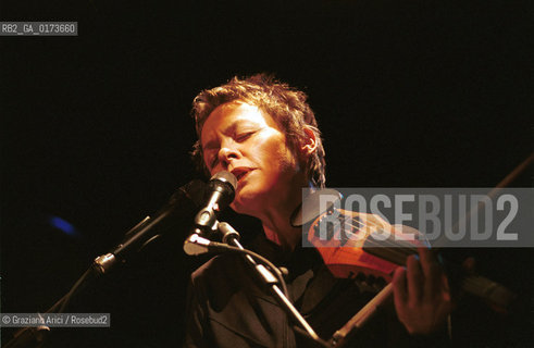 LA COMPOSITRICE COMPOSITRICE CONTEMPORANEA CANTANTE VIOLINISTA LAURIE ANDERSON - VENEZIA - 2001 @ Graziano Arici/Rosebud2