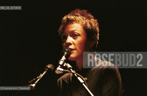 LA COMPOSITRICE COMPOSITRICE CONTEMPORANEA CANTANTE VIOLINISTA LAURIE ANDERSON - VENEZIA - 2001 @ Graziano Arici/Rosebud2