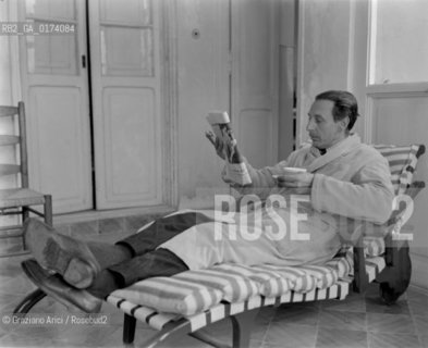 THE PAINTER FAUSTO PIRANDELLO AT HOME - ROME - 1950 - © ARCHIVIO Graziano Arici/Rosebud2  / ARTE / PITTORE