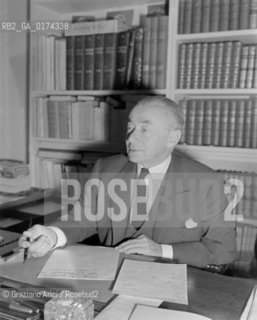 THE POLITICIAN PAUL RENAUD IN PARIS  -  1949 - © ARCHIVIO Graziano Arici/Rosebud2  / POLITICA / MINISTRO