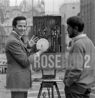 THE MAGICIAN AND CONJURER SILVAN - VENICE - 196?  © ARCHIVIO Graziano Arici/Rosebud2  / MAGO / PRESTIGIATORE / MAGIA