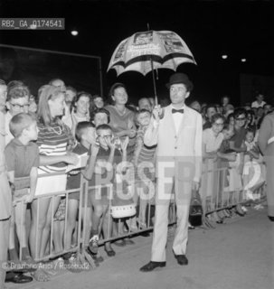 XXV INTERNATIONAL FILM FESTIVAL IN VENICE LIDO - THE PAINTER JAN LUIGI FINI -  1964 - © ARCHIVIO Graziano Arici/Rosebud2  / CINEMA / VARIE / MOSTRA DEL CINEMA / ARTE / PITTORE