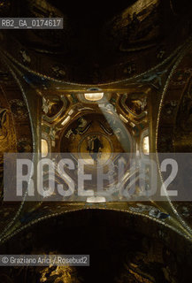SICILIA  , PALERMO. : S.MARIA DELLAMMIRAGLIO O MARTORANA - © 2002 Graziano Arici/Rosebud2 / GEO / CHIESA / ARCHITETTURA NORMANNA / MOSAICI