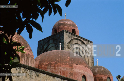 SICILIA  , PALERMO. : S.GIOVANNI DEGLI EREMITI - © 2002 Graziano Arici/Rosebud2 / GEO / CHIESA / ARCHITETTURA NORMANNA