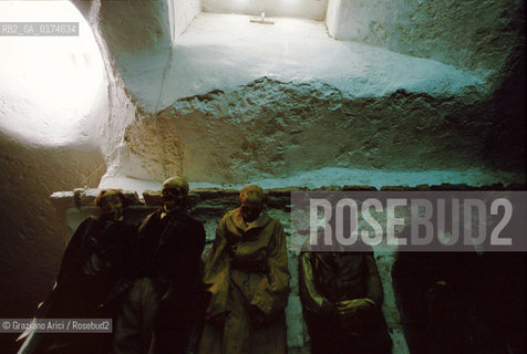 SICILIA  , PALERMO. : CONVENTO DEI CAPUVCCINI - CATACOMBE - © 2002 Graziano Arici/Rosebud2 / GEO / MUMMIE