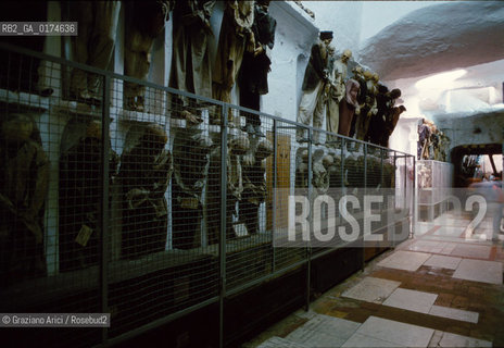 SICILIA  , PALERMO. : CONVENTO DEI CAPUVCCINI - CATACOMBE - © 2002 Graziano Arici/Rosebud2 / GEO / MUMMIE