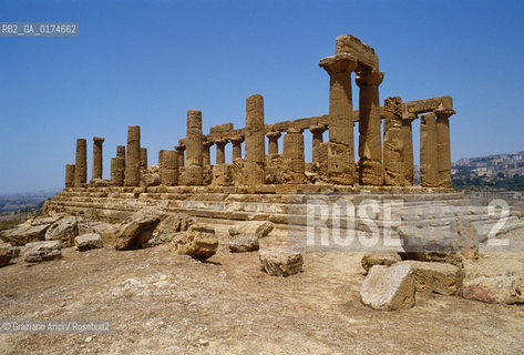 SICILIA  , AGRIGENTO . : TEMPIO DI GIUNONE  - © 2002 Graziano Arici/Rosebud2 / GEO / ARCHITETTURA / DORICO / COLONNE / ARCHEO