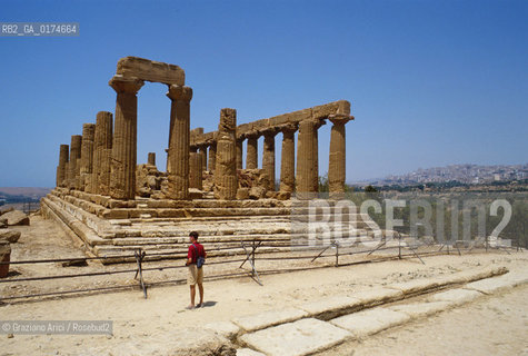 SICILIA  , AGRIGENTO . : TEMPIO DI GIUNONE  - © 2002 Graziano Arici/Rosebud2 / GEO / ARCHITETTURA / DORICO / COLONNE / ARCHEO