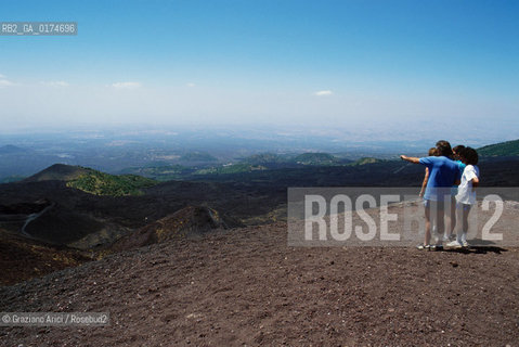 SICILIA  , ( CATANIA ) ETNA    - © 2002 Graziano Arici/Rosebud2 / GEO / VULCANO