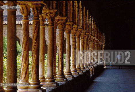 SICILIA  , (PALERMO) MONREALE : CHIOSTRO    - © 2002 Graziano Arici/Rosebud2 / GEO / ARCHITETTURA NORMANNA