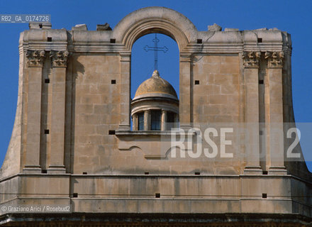 SICILIA  , (SIRACUSA) NOTO : CHIESA    - © 2002 Graziano Arici/Rosebud2 / GEO / ARCHITETTURA / BAROCCO / FINESTRA