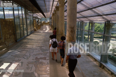 SICILIA  , (ENNA) PIAZZA ARMERINA : VILLA ROMANA DEL CASALE    - © 2002 Graziano Arici/Rosebud2 / GEO / ARCHEO / MOSAICI