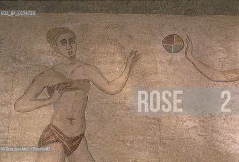 SICILIA  , (ENNA) PIAZZA ARMERINA : VILLA ROMANA DEL CASALE    - © 2002 Graziano Arici/Rosebud2 / GEO / ARCHEO / MOSAICI / COSTUME DA BAGNO