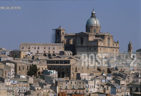 SICILIA  , (ENNA) PIAZZA ARMERINA : PANORAMA    - © 2002 Graziano Arici/Rosebud2 / GEO /