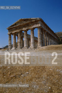 SICILIA  , (TRAPANI)  CALATAFIMI : IL TEMPIO DI SEGESTA   - © 2002 Graziano Arici/Rosebud2 / GEO / ARCHEO / DORICO / ARCHITETTURA
